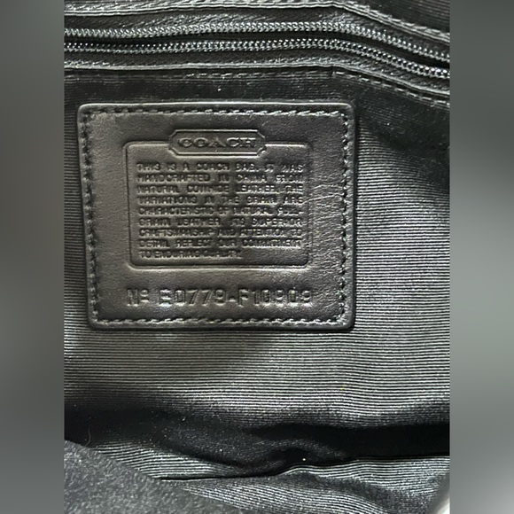 Vintage Coach Black Soho Hobo Handbag - Picture 12 of 16